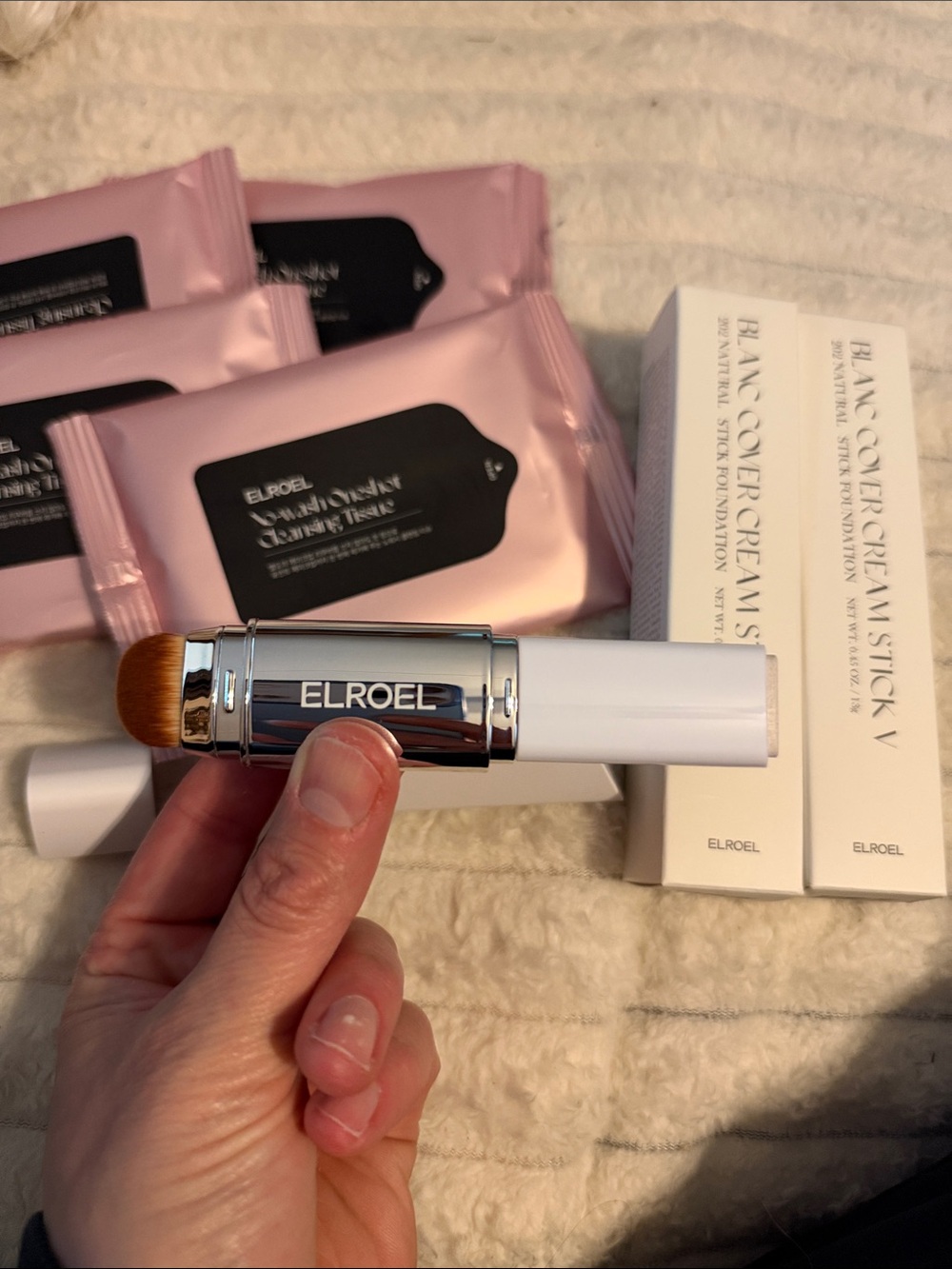 Cream Stick Foundation - White Handle, Natural Finish s